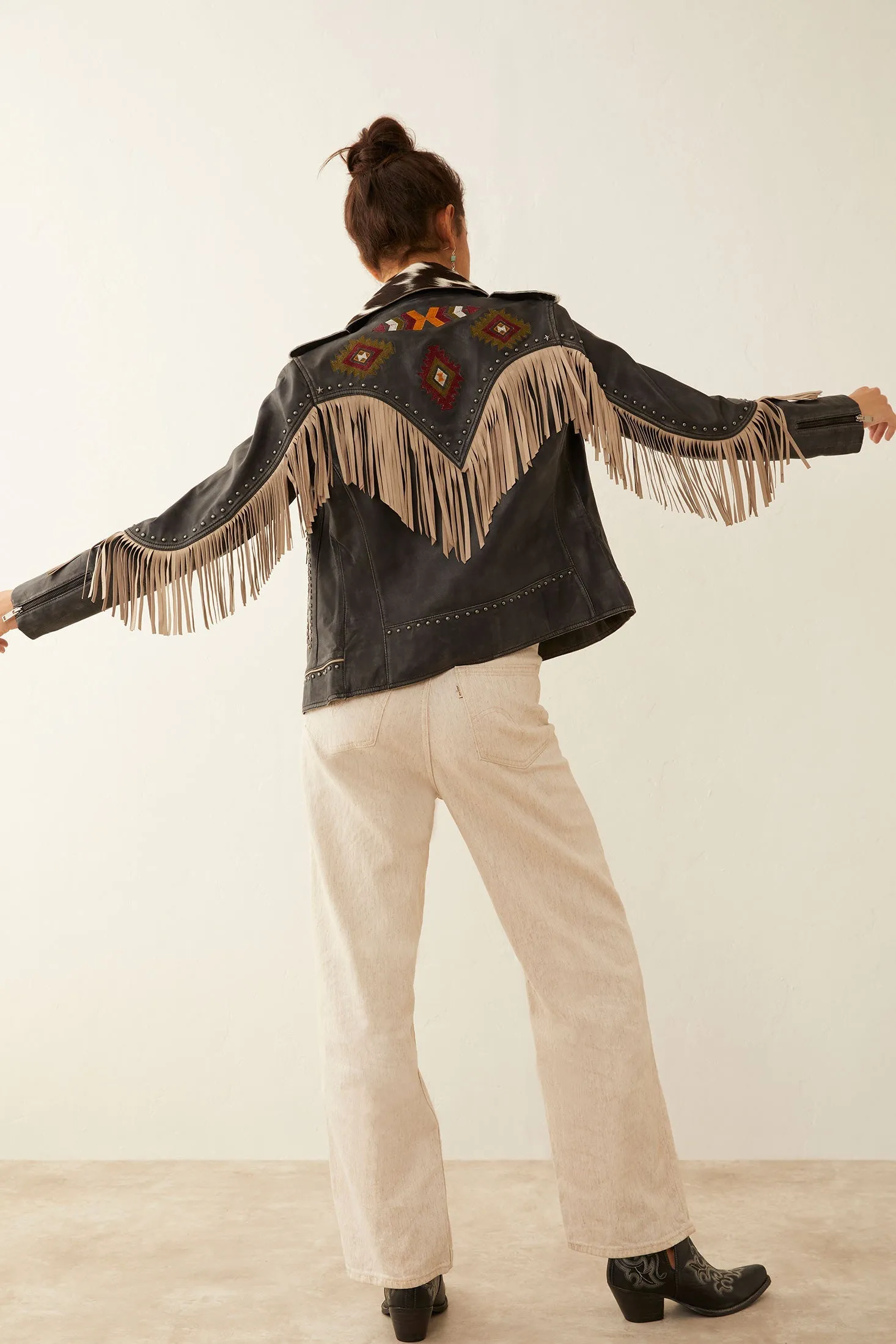 Phoenix Fringed Leather Jacket In Ebony