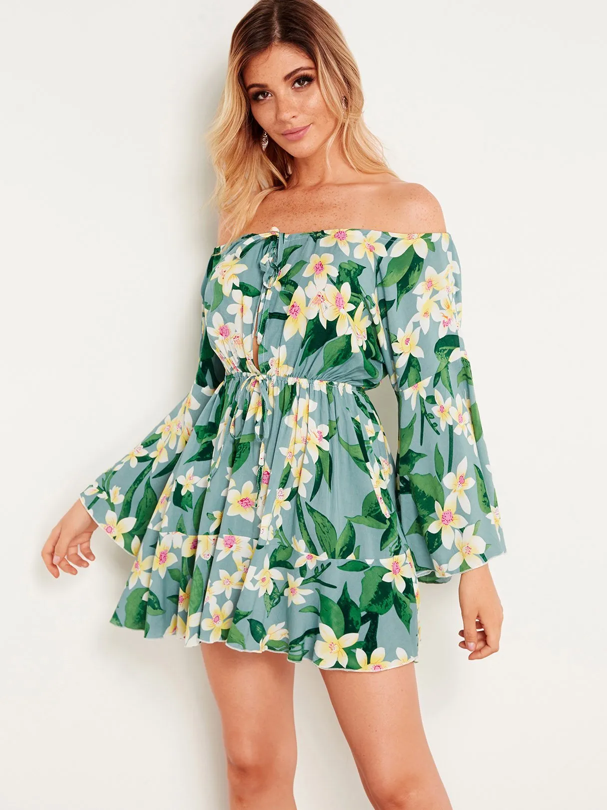 Wholesale Green Off The Shoulder Long Sleeve Floral Print Cut Out Self-Tie Dresses